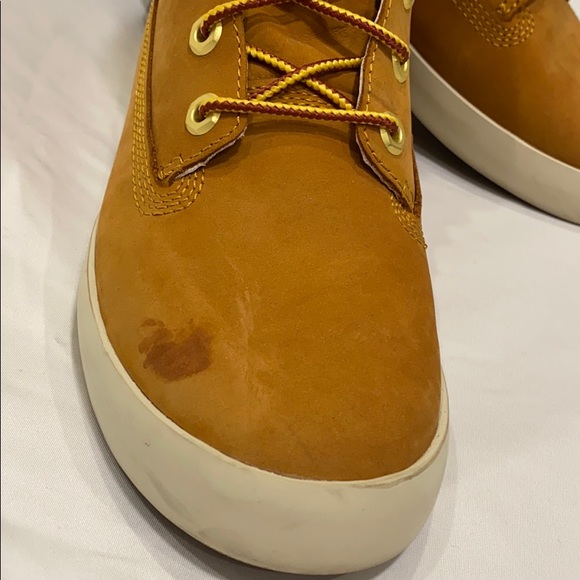 HighTop Timberlands - Picture 2 of 4